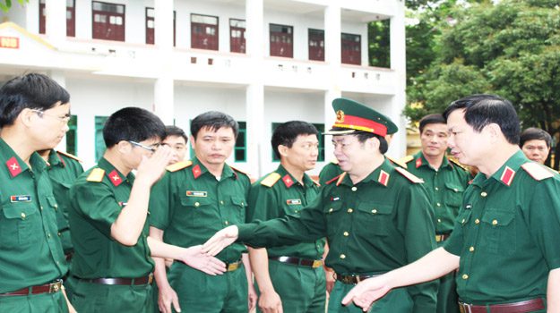 Hình ảnh Trung tướng Phạm Xuân Hùng thăm và làm việc tại trường