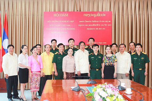 Tổ chức tiếp nhận, đào tạo lưu học sinh Lào