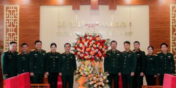 Thủ trưởng Bộ Tư lệnh quân khu 1 chúc mừng 20 tháng 11 năm 2023
