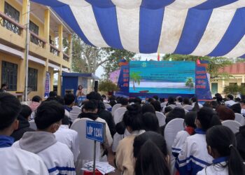 Tham dự Ngày hội việc làm tư vấn, giới thiệu việc làm, tuyển sinh và định hướng nghề nghiệp huyện Phú Bình năm 2023.