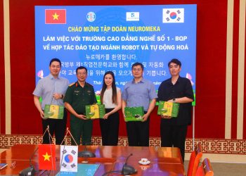 HỘI NGHỊ VỀ HỢP TÁC ĐÀO TẠO NGÀNH ROBOT VÀ TỰ ĐỘNG HÓA