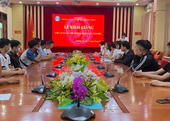 KHAI GIẢNG LỚP LÁI XE CƠ GIỚI ĐƯỜNG BỘ HẠNG C NĂM 2024