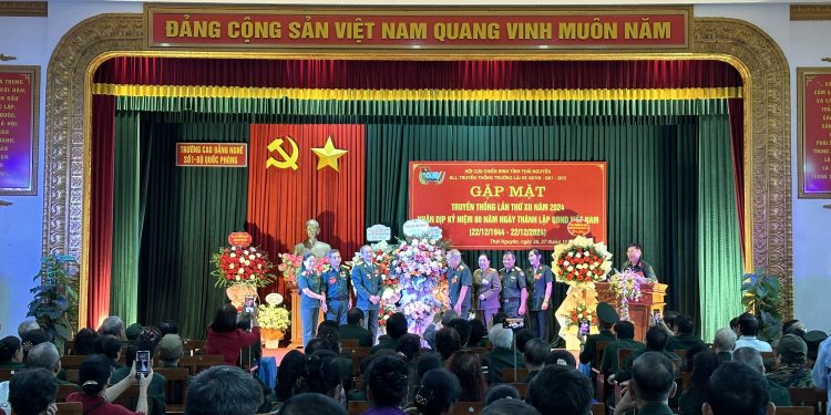 Tổ chức gặp mặt Truyền thống cho gần 300 đại biểu nhân dịp kỉ niệm 80 năm ngày thành lập QĐND Việt Nam ( 22/12/1944 – 22/12/2024)