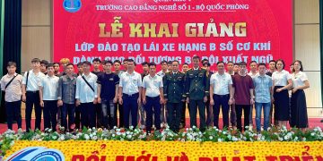 Khai giảng lớp đào tạo lái xe ô tô hạng B số cơ khí cho bộ đội xuất ngũ, công an xuất ngũ