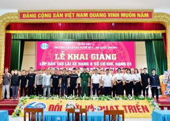 Khai giảng lớp đào tạo lái xe ô tô hạng B số cơ khí và hạng C1 cho bội đội, công an xuất ngũ tháng 9 năm 2025