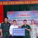 Trường Cao đẳng Nghề số 1 tặng quà học sinh khó khăn tại Cao Bằng