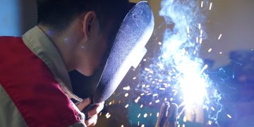 Ngành Hàn trường Cao đằng Nghề số 1: Tia lửa nhỏ – Tương lai lớn