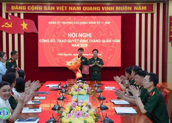 Hội nghị công bố, trao quyết định thăng quân hàm năm 2026
