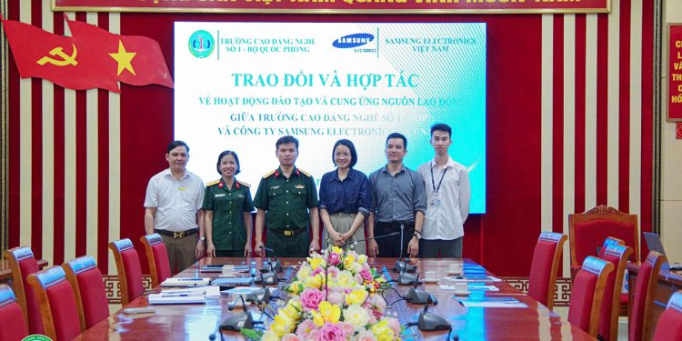 Trường Cao đẳng Nghề số 1 làm việc với Samsung Electronics Việt Nam