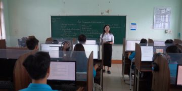 Tuyển sinh