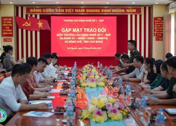 Đảng ủy xã Đông Khê làm việc tại trường Cao đẳng Nghề số 1