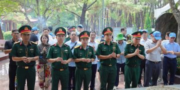 Trường Cao đẳng Nghề số 1 tổ chức hành trình “Tri ân – Về nguồn”