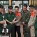 Đại tá Vũ Bá Bộ động viên đội tuyển thợ giỏi Cơ khí Quân khu trước hội thi toàn quân