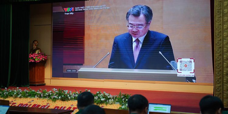 Trường Cao đẳng Nghề số 1 tham dự hội nghị trực tuyến toàn quốc quán triệt Nghị quyết Hội nghị Trung ương 3 khóa XIV