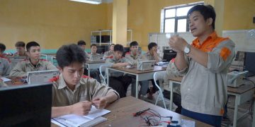 Tốt nghiệp ngành Điện Công nghiệp – Bắt đầu từ đâu?